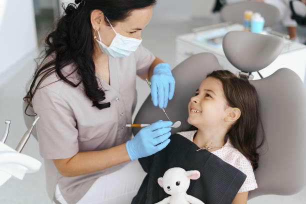 Best Cosmetic Emergency Dentistry in Middleburg Heights, OH